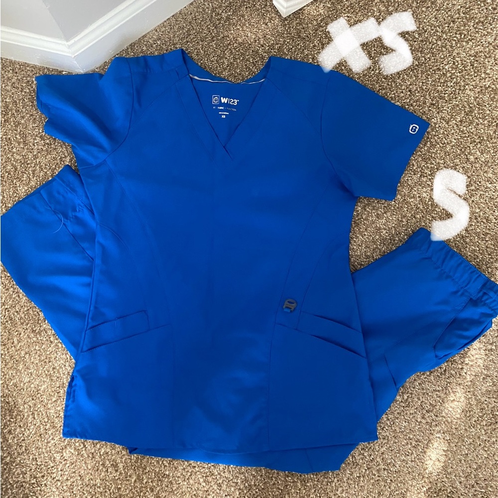 Wonderwink scrub set